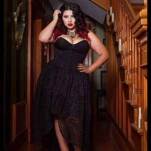 Pinup girl couture Bisou lace high/low dress